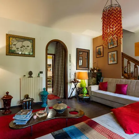 بيت للعطل Mini