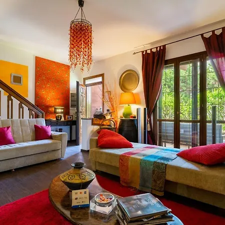 Mini بيت للعطل *